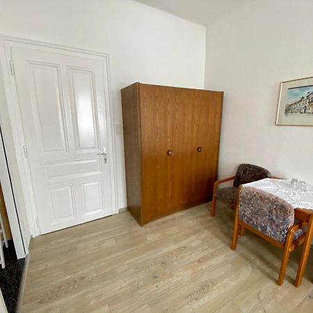 Café Pension Pöchhacker Gresten Habitación foto