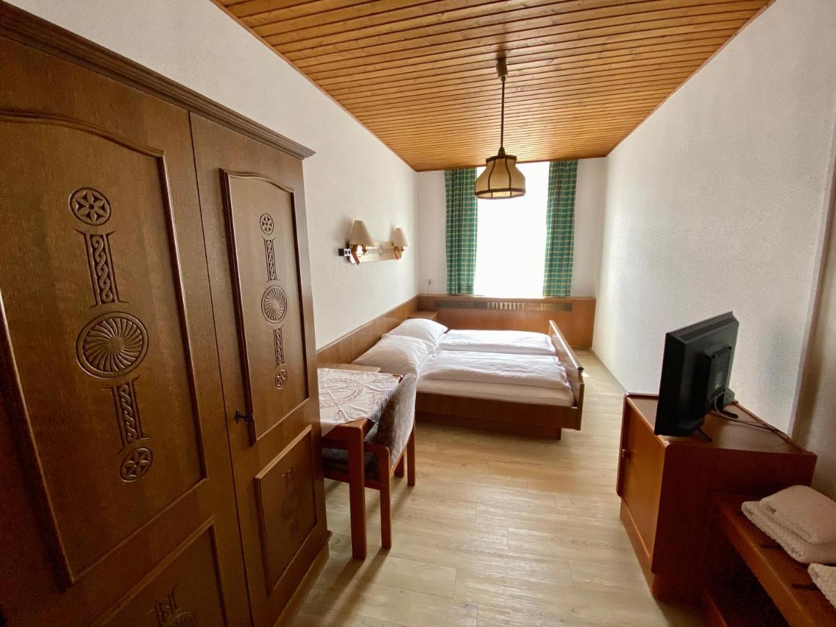 Café Pension Pöchhacker Gresten Habitación foto