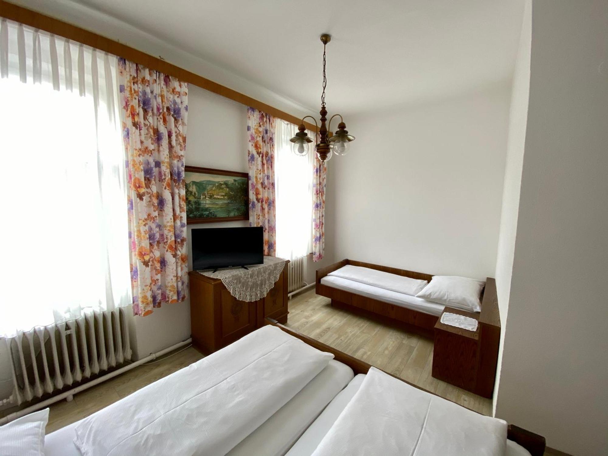 Café Pension Pöchhacker Gresten Habitación foto