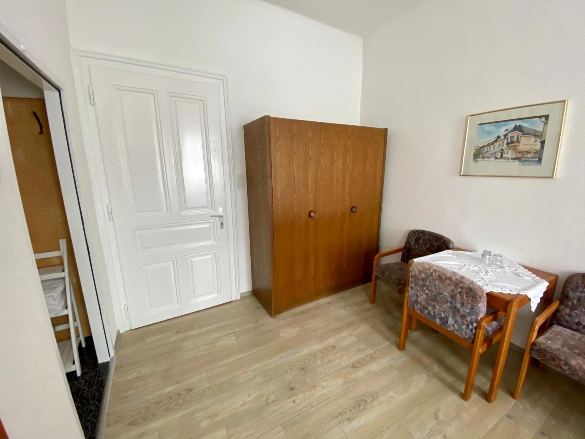 Café Pension Pöchhacker Gresten Habitación foto